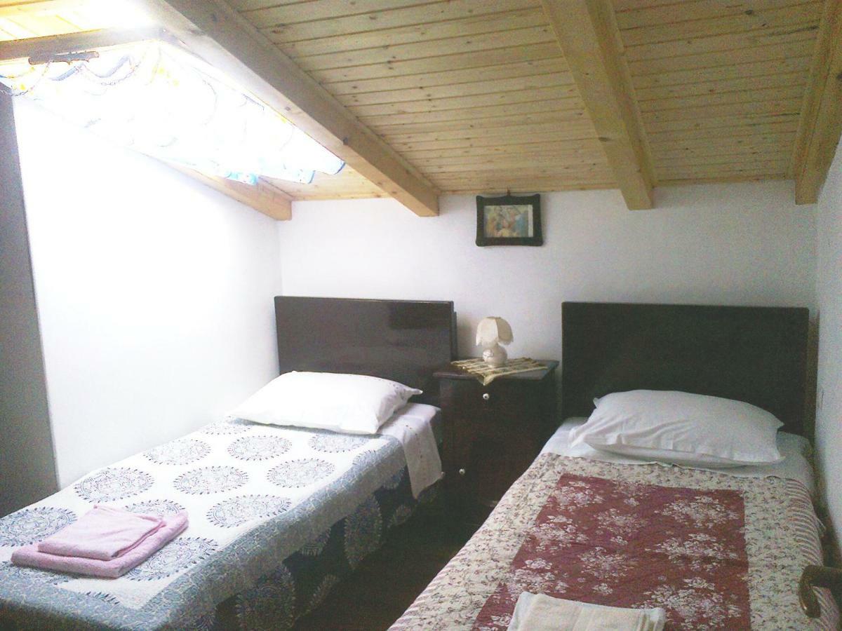 Apartment Anetica Cres Kültér fotó
